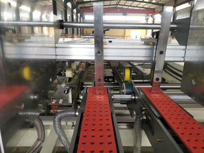 Engrapadora Semiautomática, para Cajas de Cartón