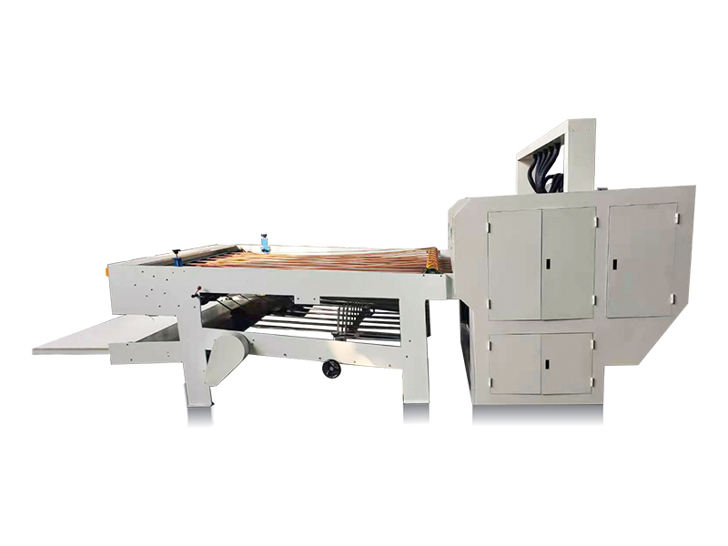 Máquina computarizada de corte longitudinal, corte y apilado de cuchillas finas